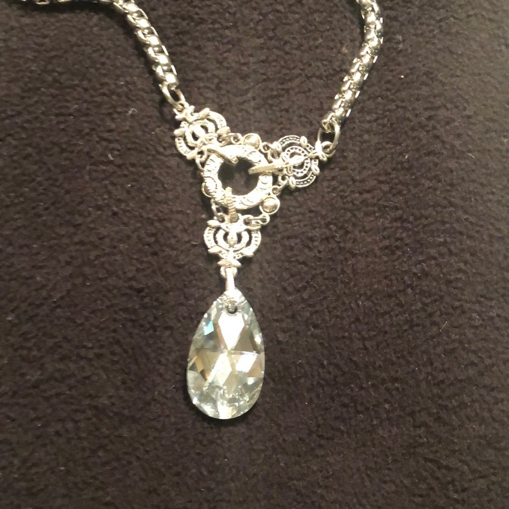 Necklaces - Picture 2 of 3
